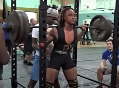 Jalen Hurts Powerlifting